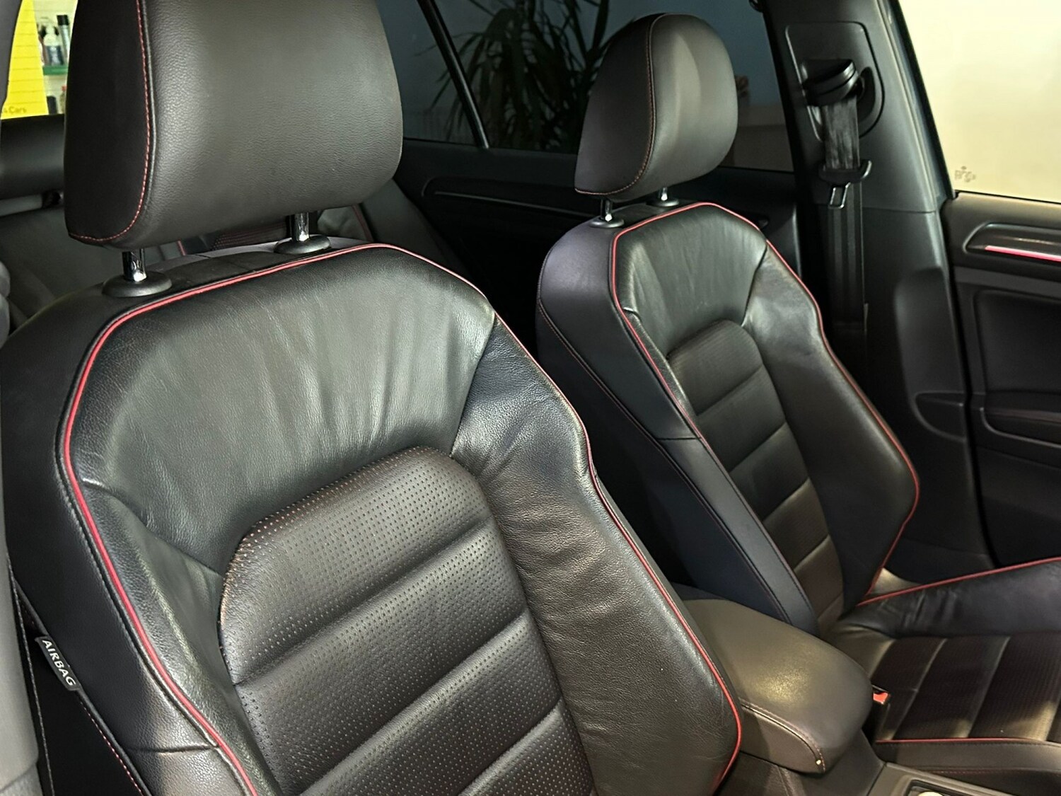 Used Volkswagen Golf 2018 for sale - 77609976: Photo 29