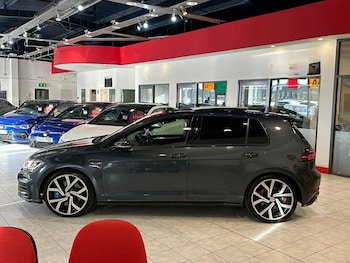 Used Volkswagen Golf 2018 for sale - 77609976: Photo