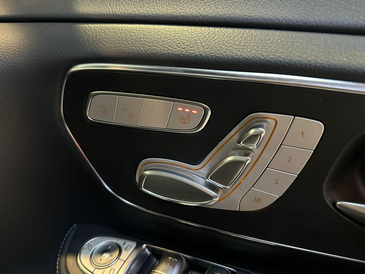 Used Mercedes-Benz V-Class for sale - 75948194: Photo 28