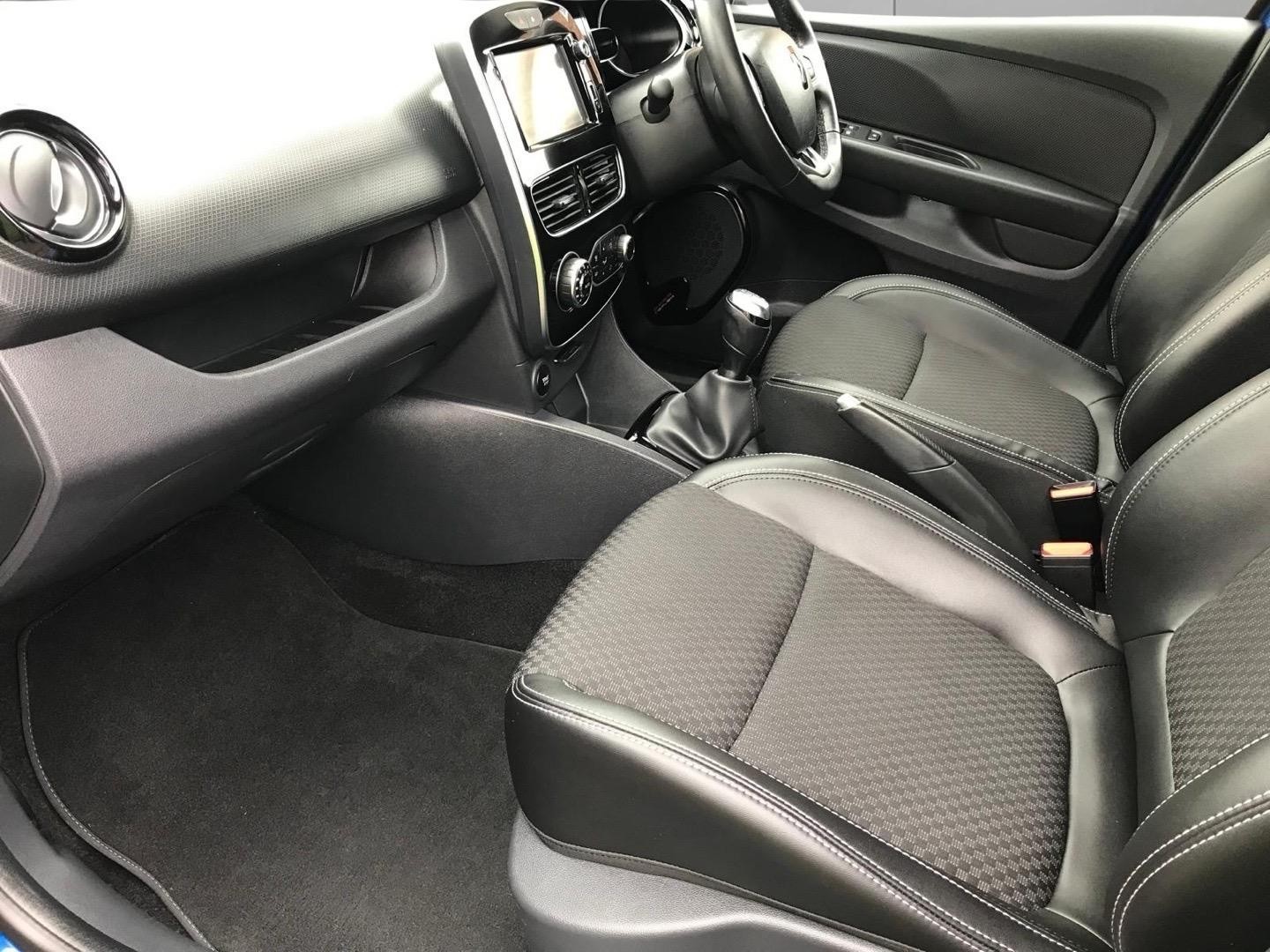 Used Renault Clio 2019 for sale - 77595347: Photo 11