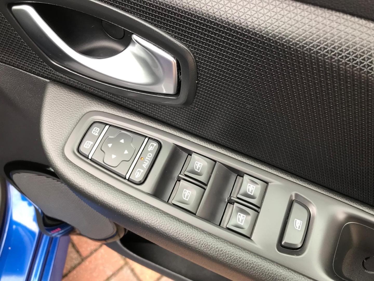 Used Renault Clio 2019 for sale - 77595347: Photo 20