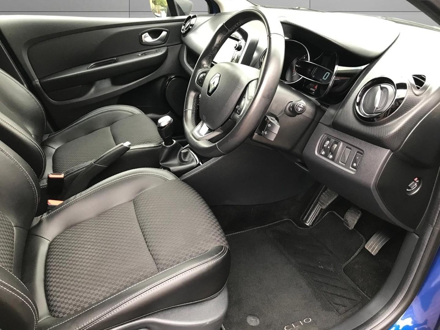 Used Renault Clio 2019 for sale - 77595347: Photo 9