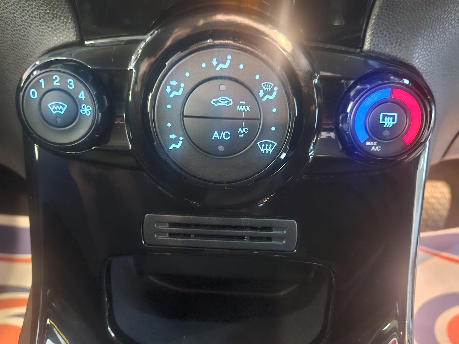 Used Ford Fiesta 2013 for sale - 77953888: Photo 14