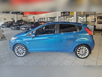 Used Ford Fiesta 2013 for sale - 77953888: Photo