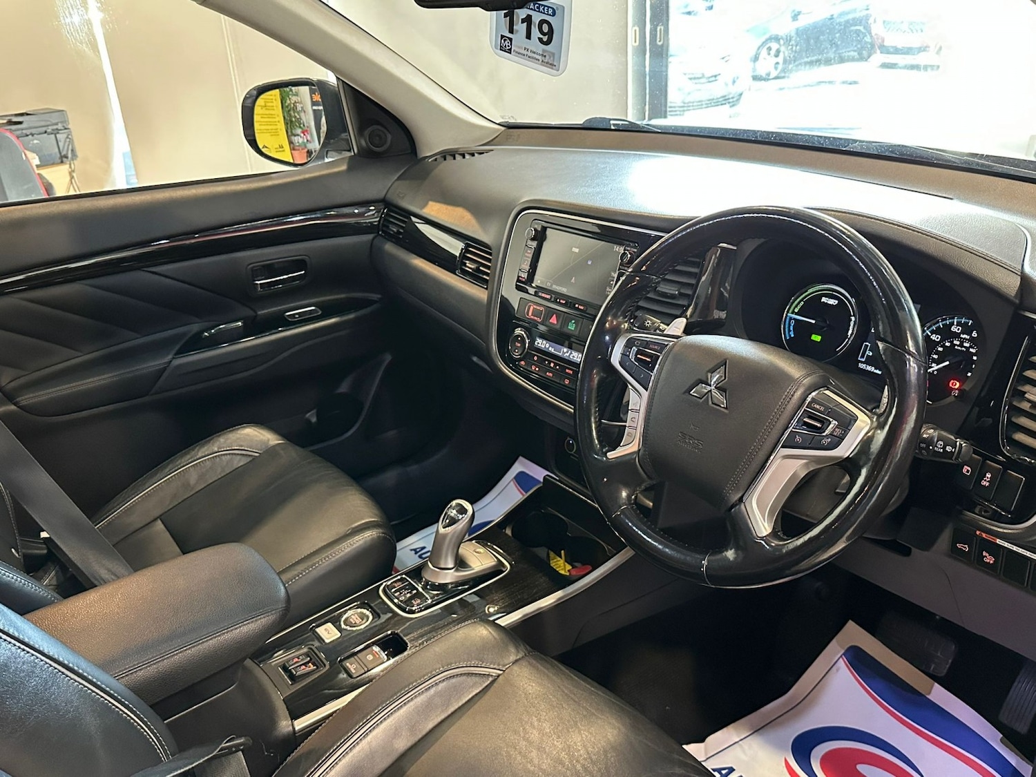 Used Mitsubishi Outlander 2017 for sale - 76662698: Photo 17