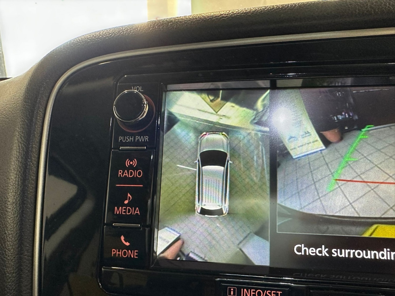 Used Mitsubishi Outlander 2017 for sale - 76662698: Photo 19