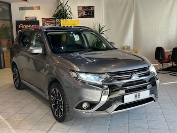 Used Mitsubishi Outlander 2017 for sale - 76662698: Photo
