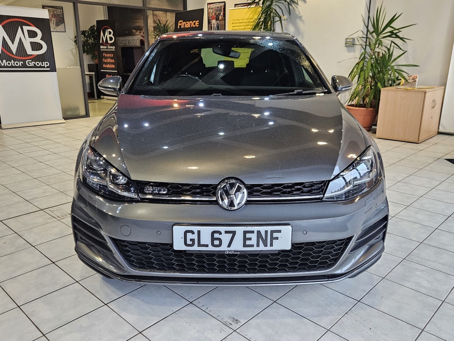 Used Volkswagen Golf 2017 for sale - 77385357: Photo 2