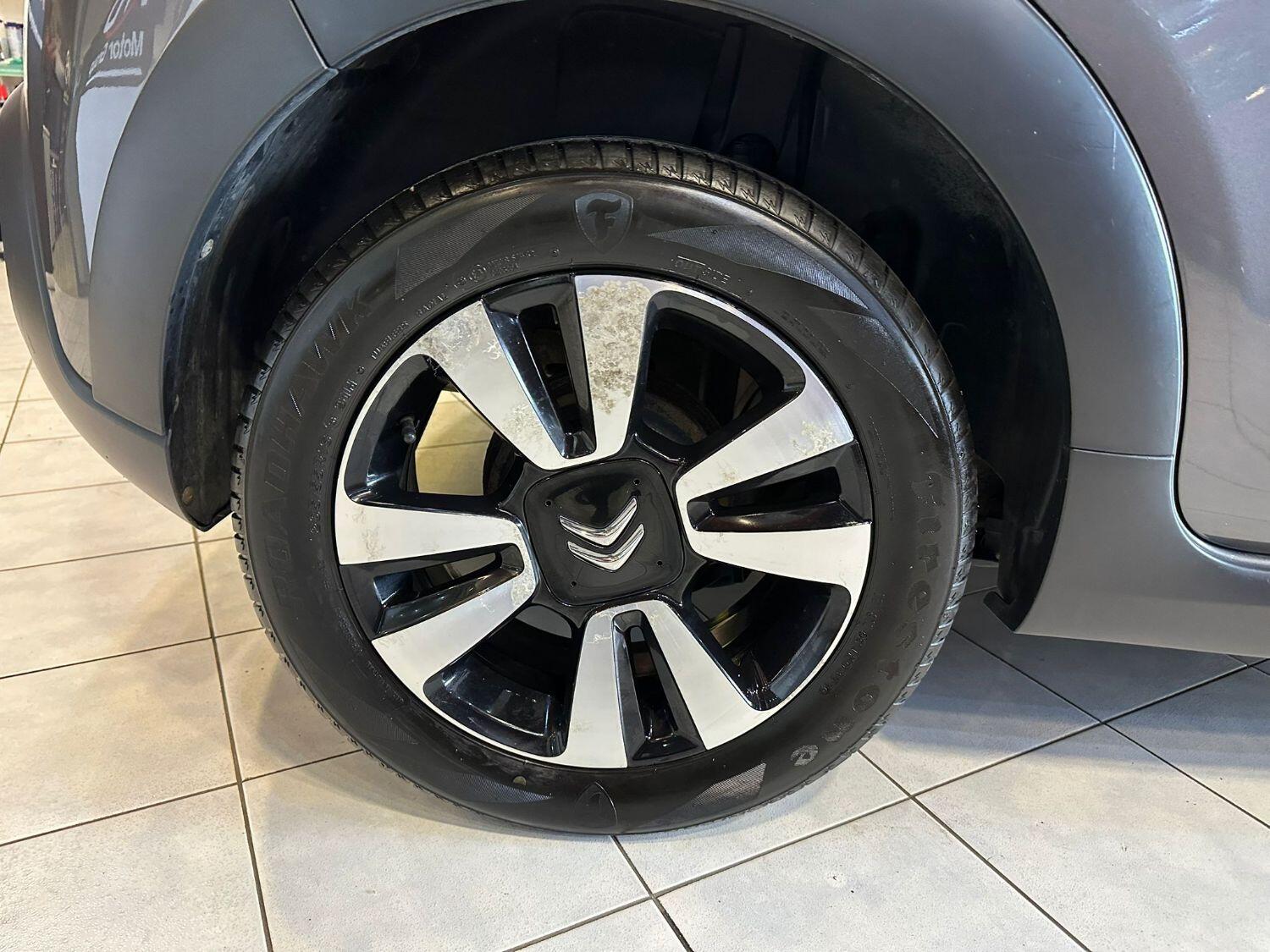 Vehicle 21
