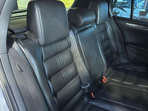 Used Volkswagen Golf 2011 for sale - 76205653: Photo 10