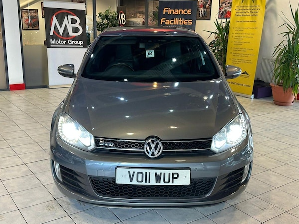 Used Volkswagen Golf 2011 for sale - 76205653: Photo 2