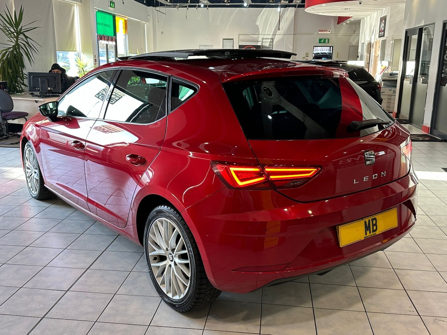 Used SEAT Leon 2017 for sale - 76407616: Photo 6