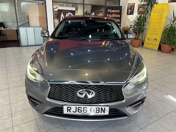 Used Infiniti Q30 2017 for sale - 75550303: Photo