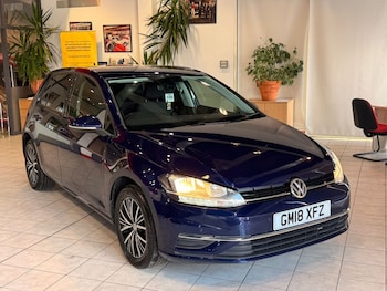 Used Volkswagen Golf 2018 for sale - 78584332: Photo