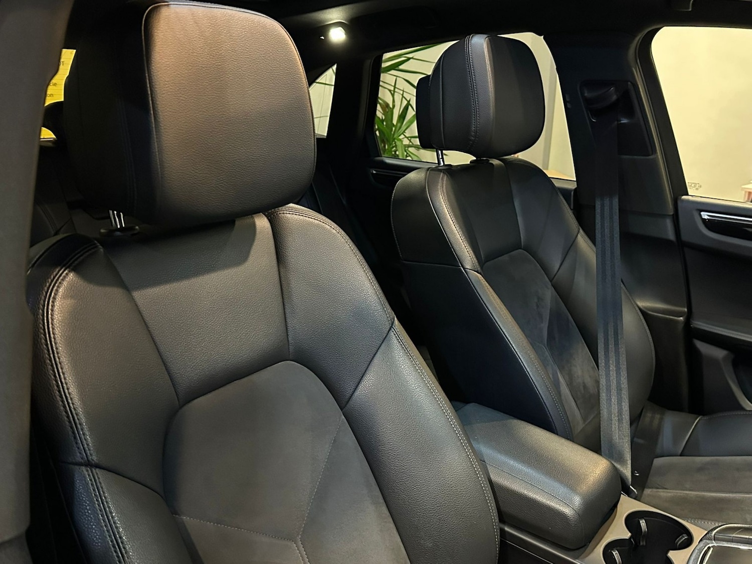 Used Porsche Macan 2017 for sale - 77189337: Photo 15