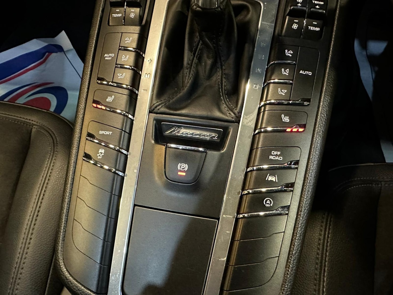 Used Porsche Macan 2017 for sale - 77189337: Photo 22