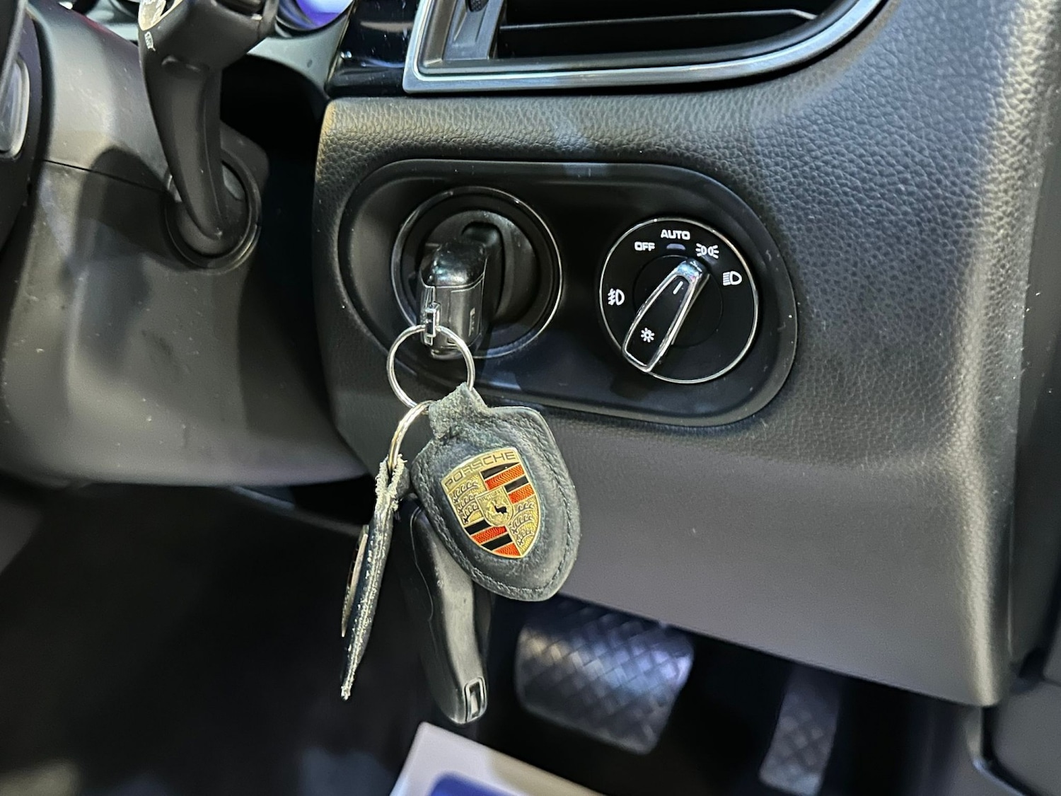 Used Porsche Macan 2017 for sale - 77189337: Photo 28