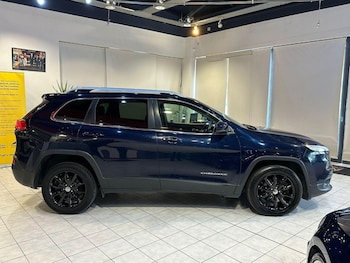 Used Jeep Cherokee 2016 for sale - 76293252: Photo 4