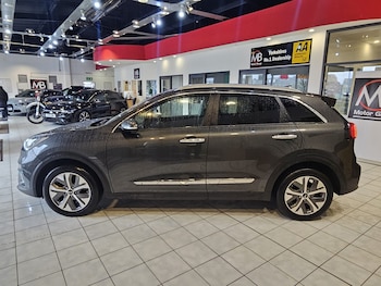 Used Kia Niro 2021 for sale - 76560061: Photo