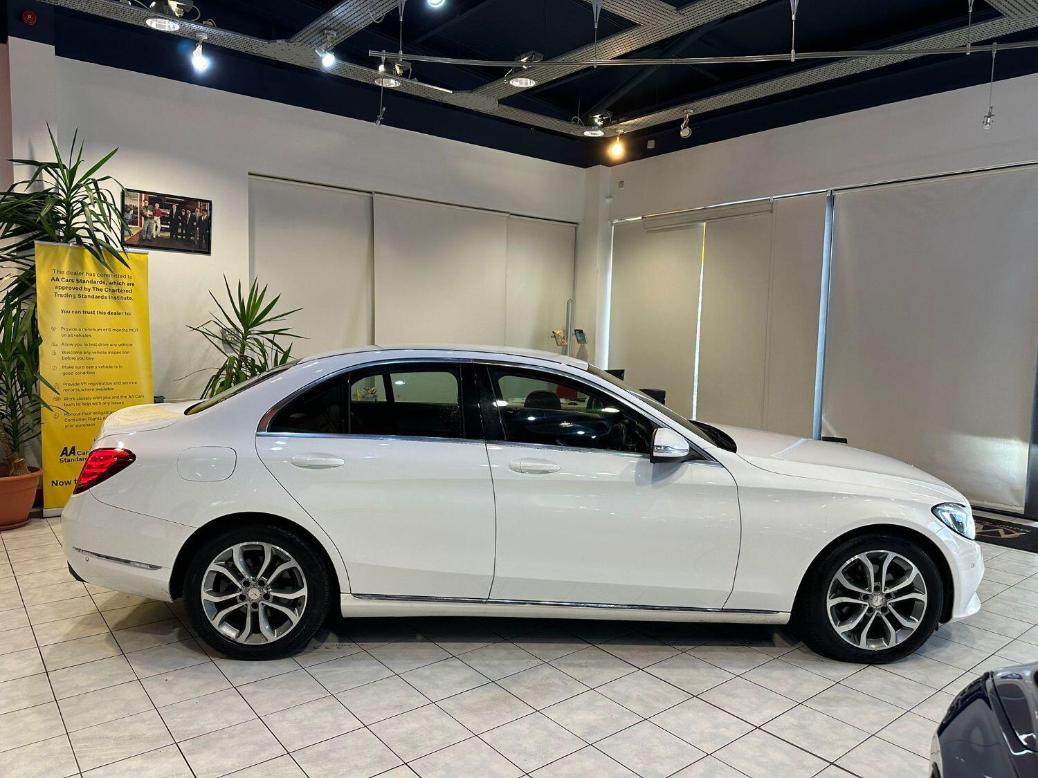 Used Mercedes-Benz C Class 2014 for sale - 76656215: Photo 6