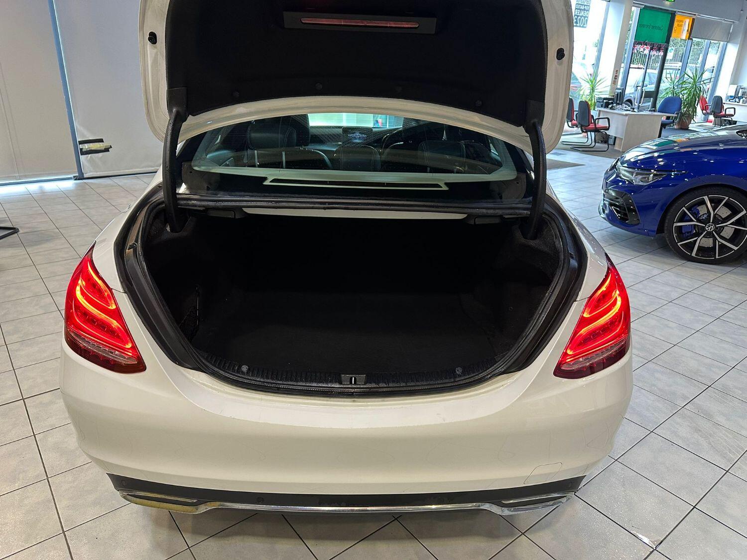 Used Mercedes-Benz C Class 2014 for sale - 76656215: Photo 9