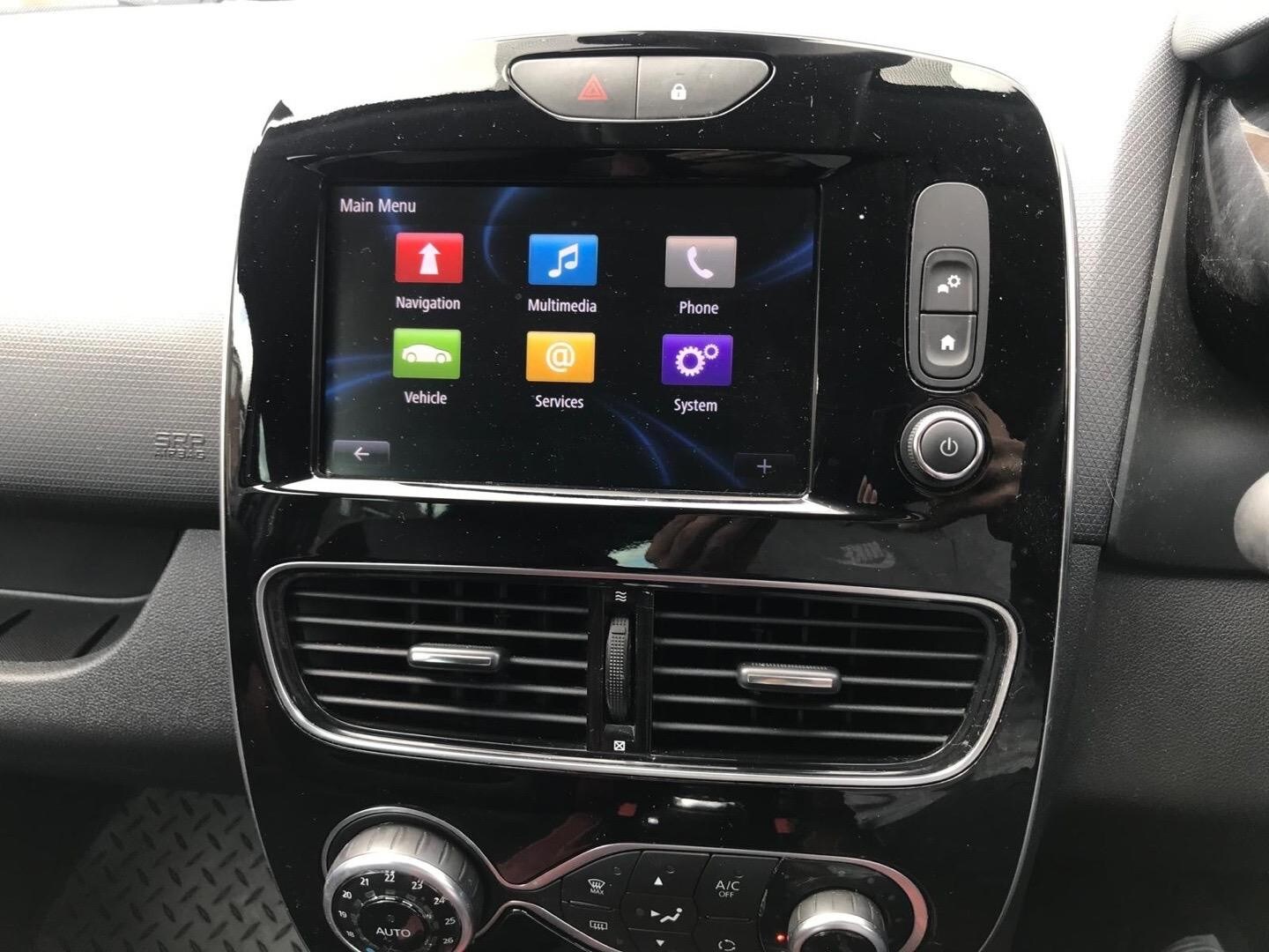 Used Renault Clio 2019 for sale - 77880957: Photo 20