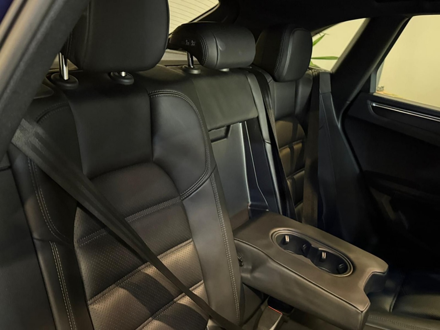 Used Porsche Macan 2023 for sale - 76358122: Photo 14