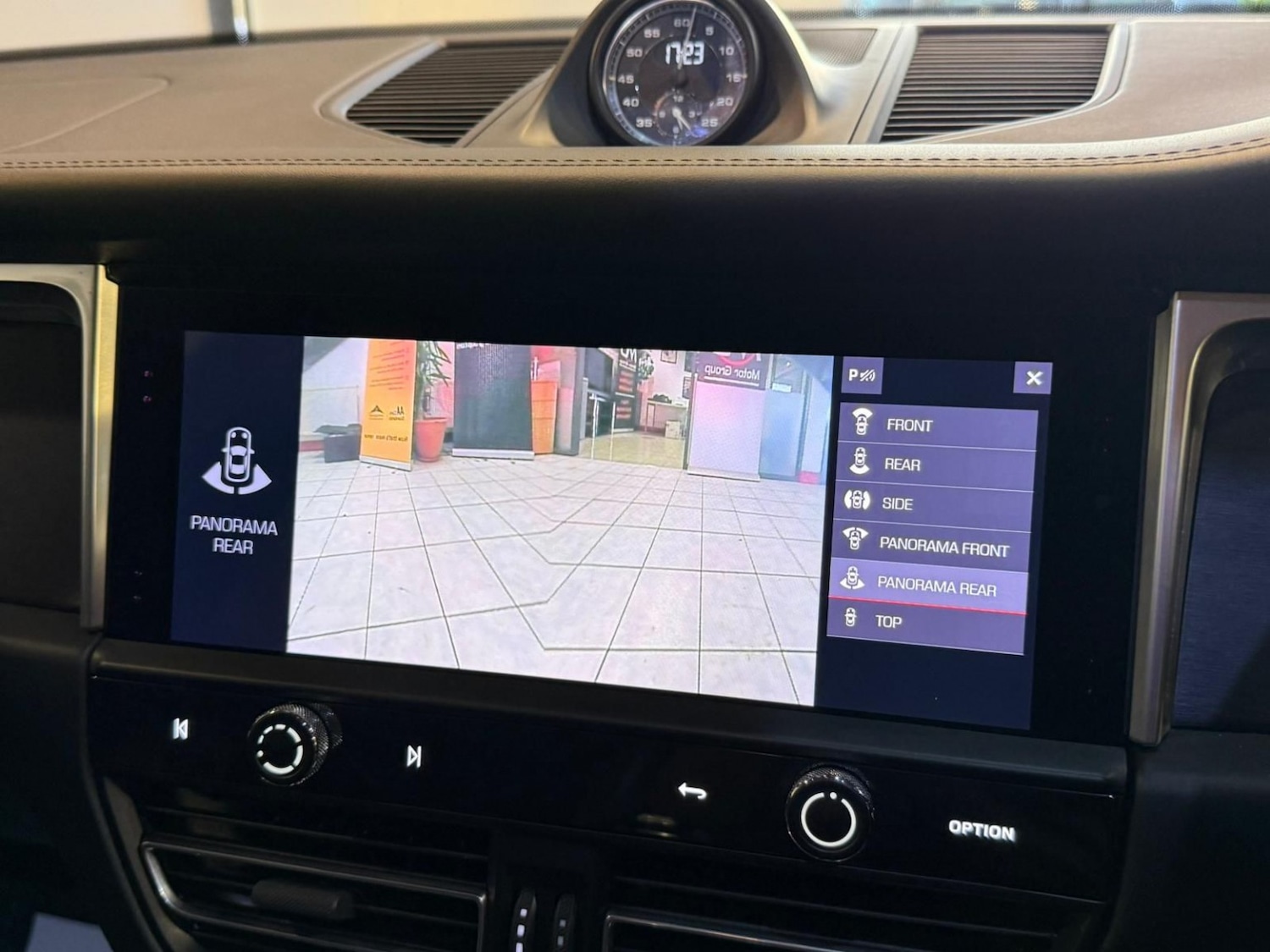 Used Porsche Macan 2023 for sale - 76358122: Photo 20