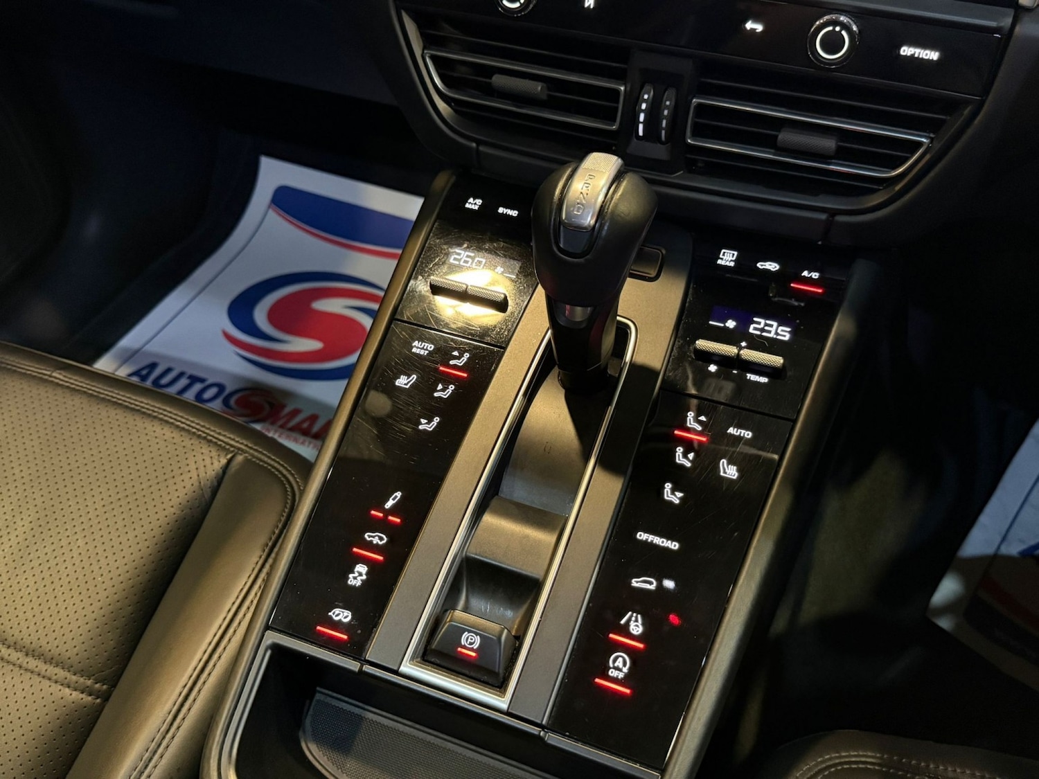 Used Porsche Macan 2023 for sale - 76358122: Photo 28