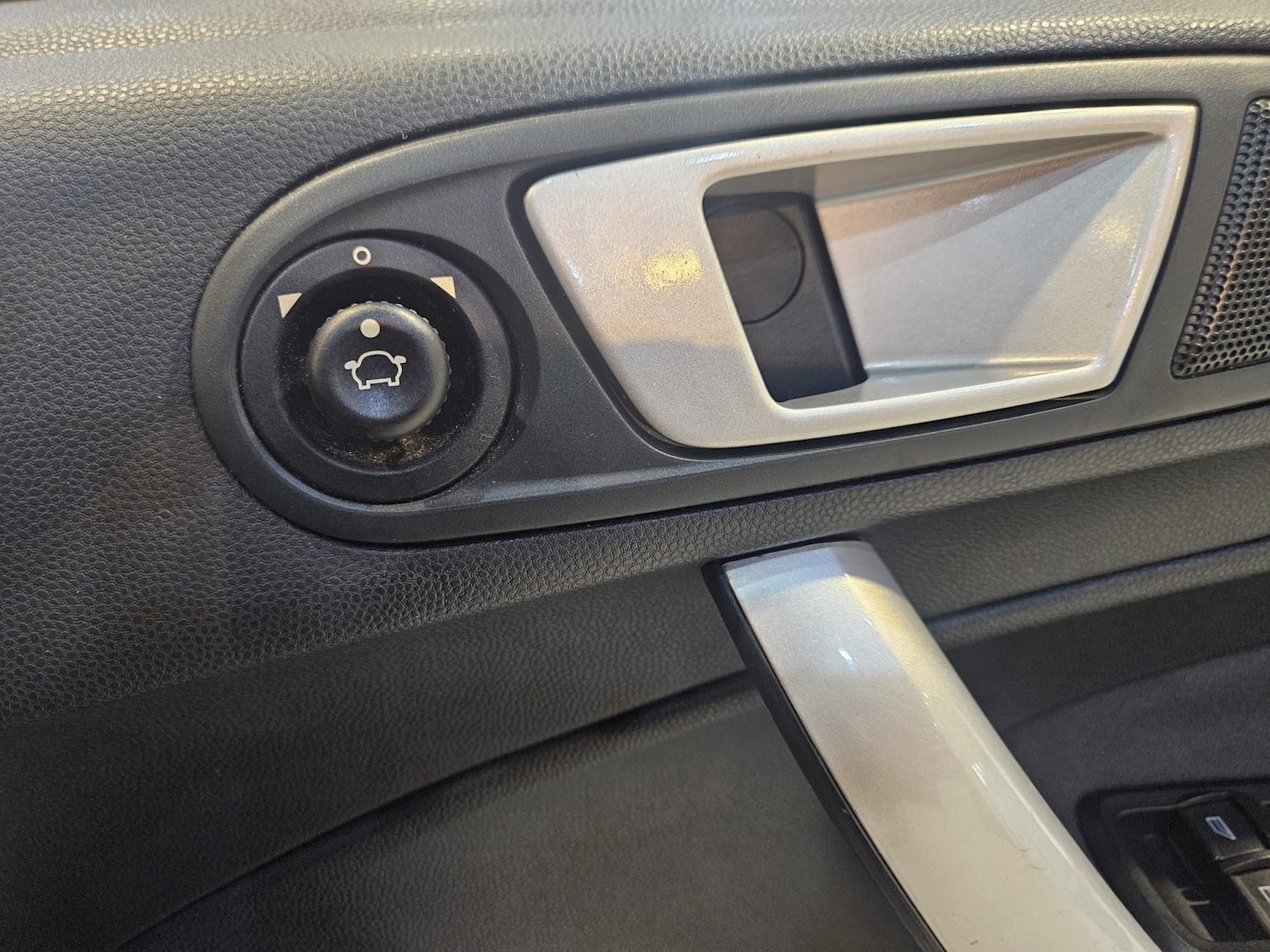 Used Ford Fiesta 2011 for sale - 76957210: Photo 16