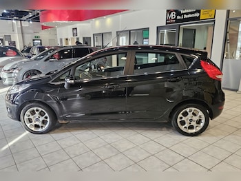 Used Ford Fiesta 2011 for sale - 76957210: Photo