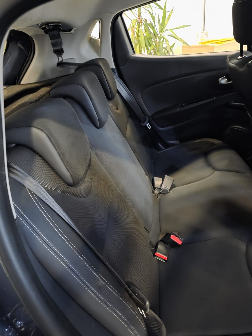 Used Renault Clio 2018 for sale - 76741287: Photo 15