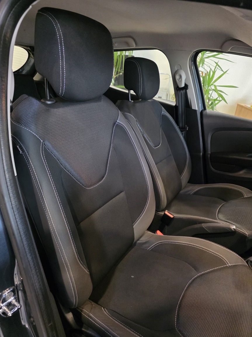 Used Renault Clio 2018 for sale - 76741287: Photo 17