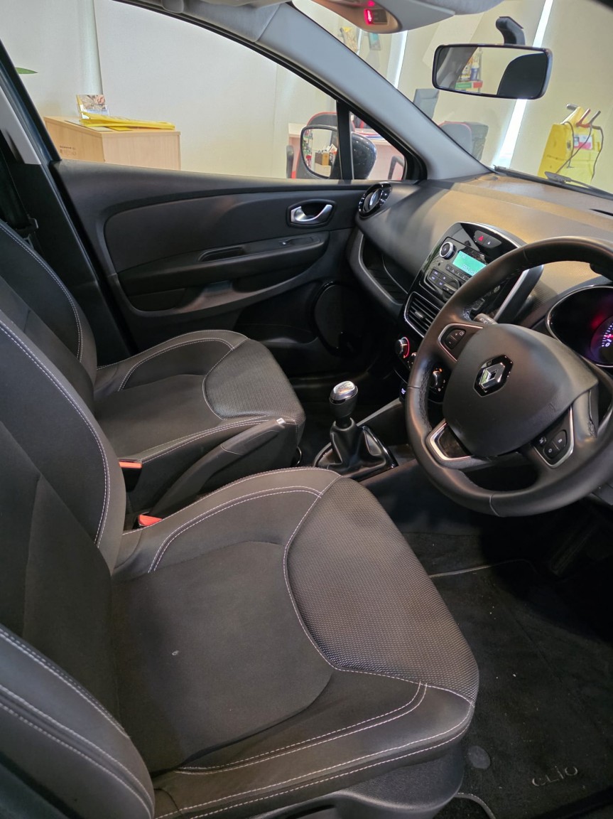 Used Renault Clio 2018 for sale - 76741287: Photo 18