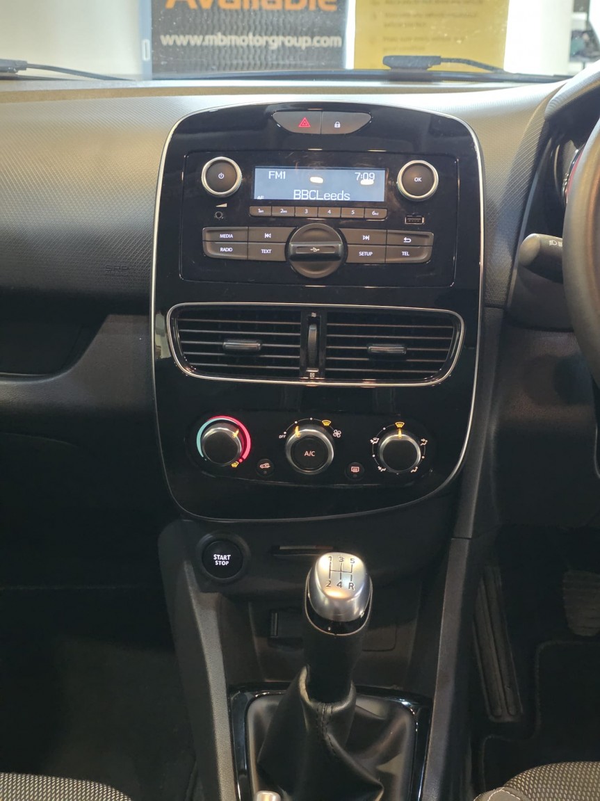 Used Renault Clio 2018 for sale - 76741287: Photo 20