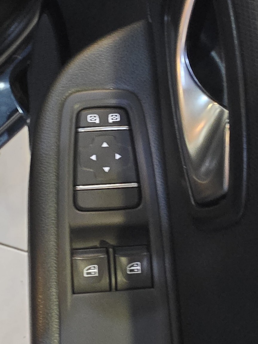 Used Renault Clio 2018 for sale - 76741287: Photo 23