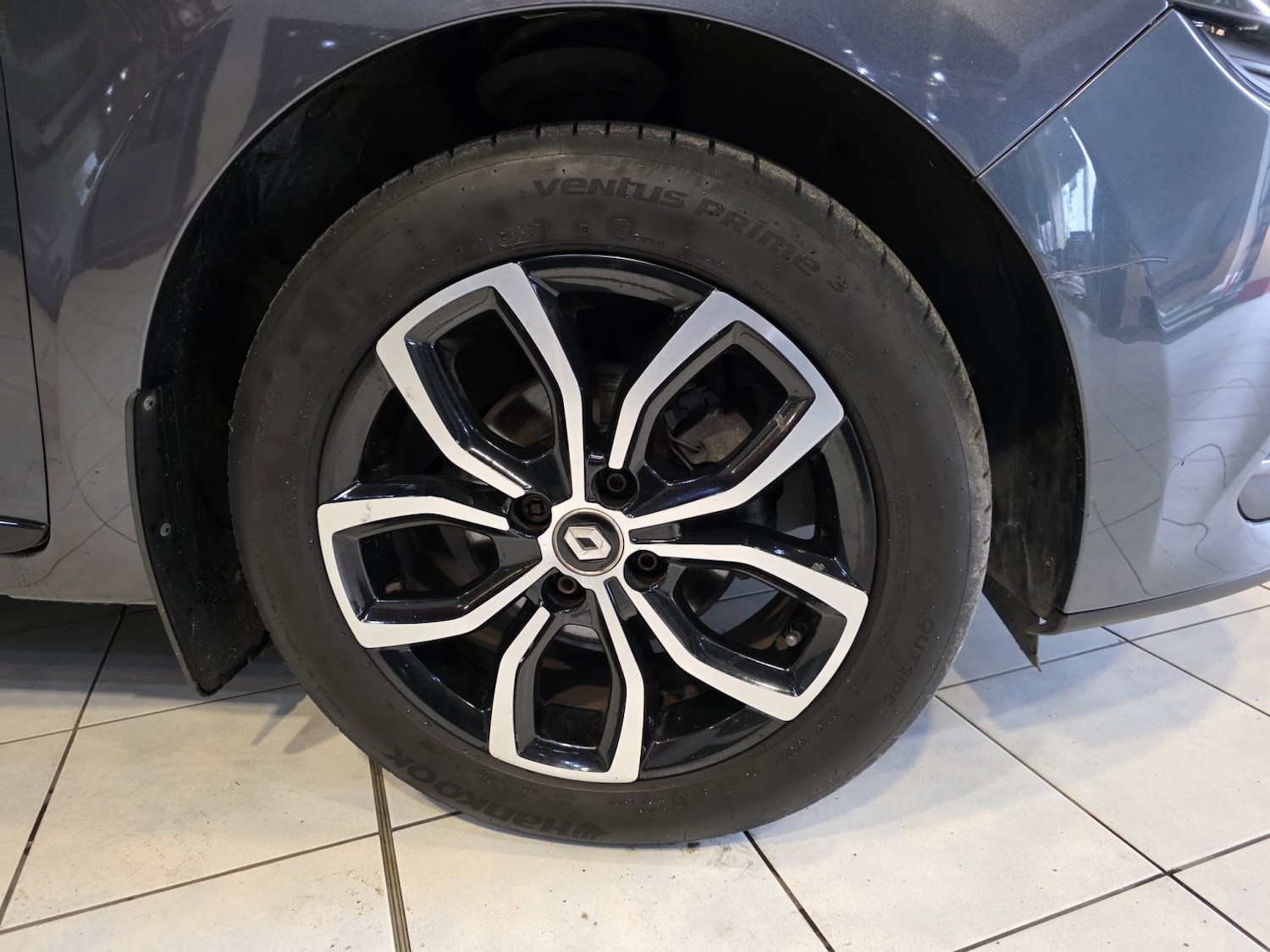 Used Renault Clio 2018 for sale - 76741287: Photo 30