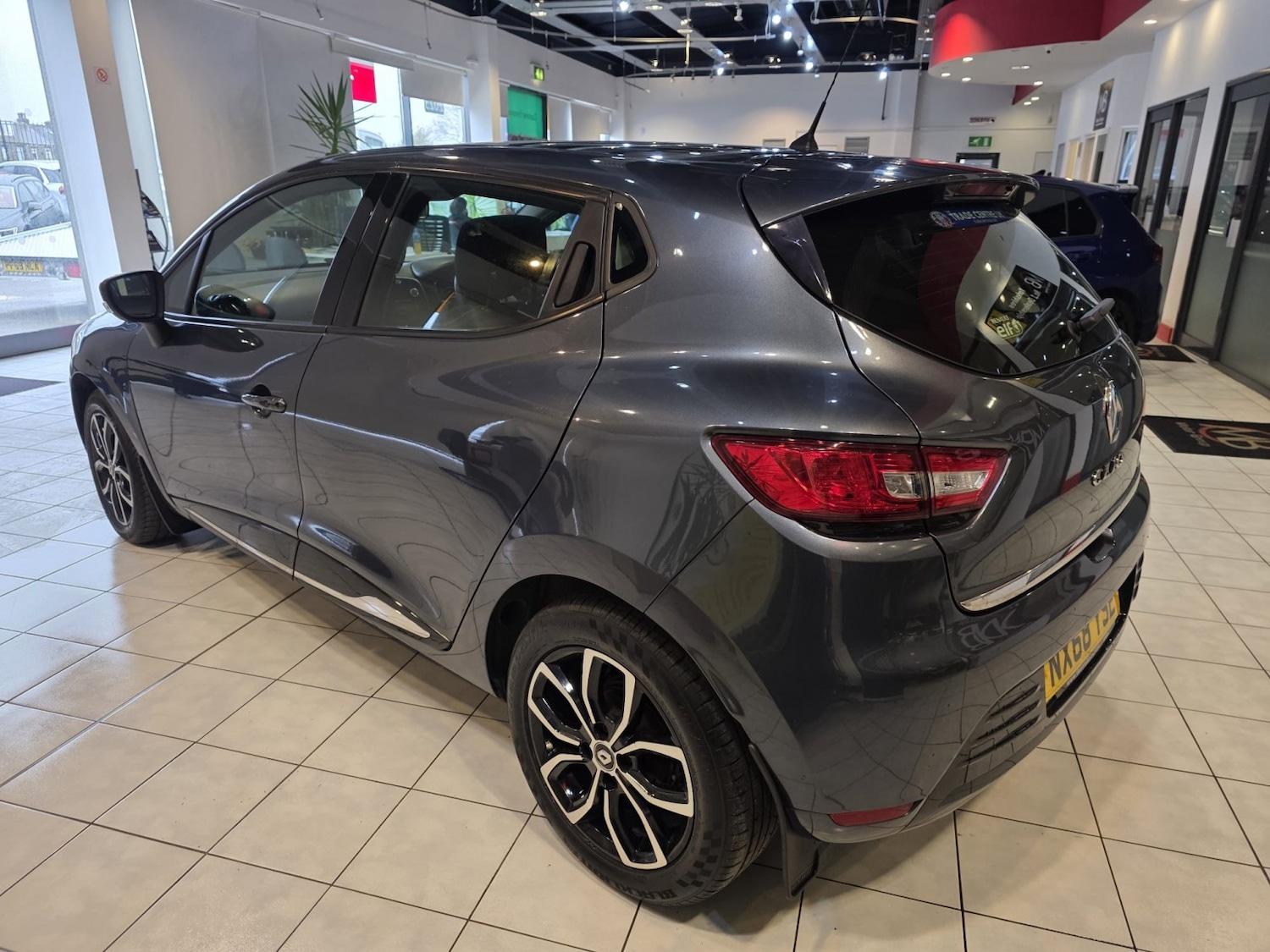Used Renault Clio 2018 for sale - 76741287: Photo 8
