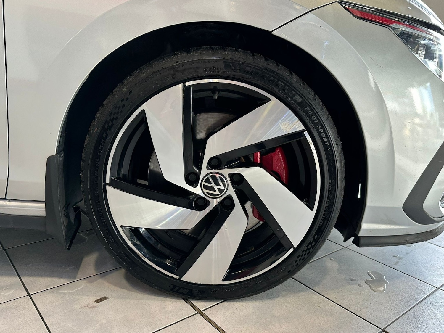 Used Volkswagen Golf 2021 for sale - 76877579: Photo 32