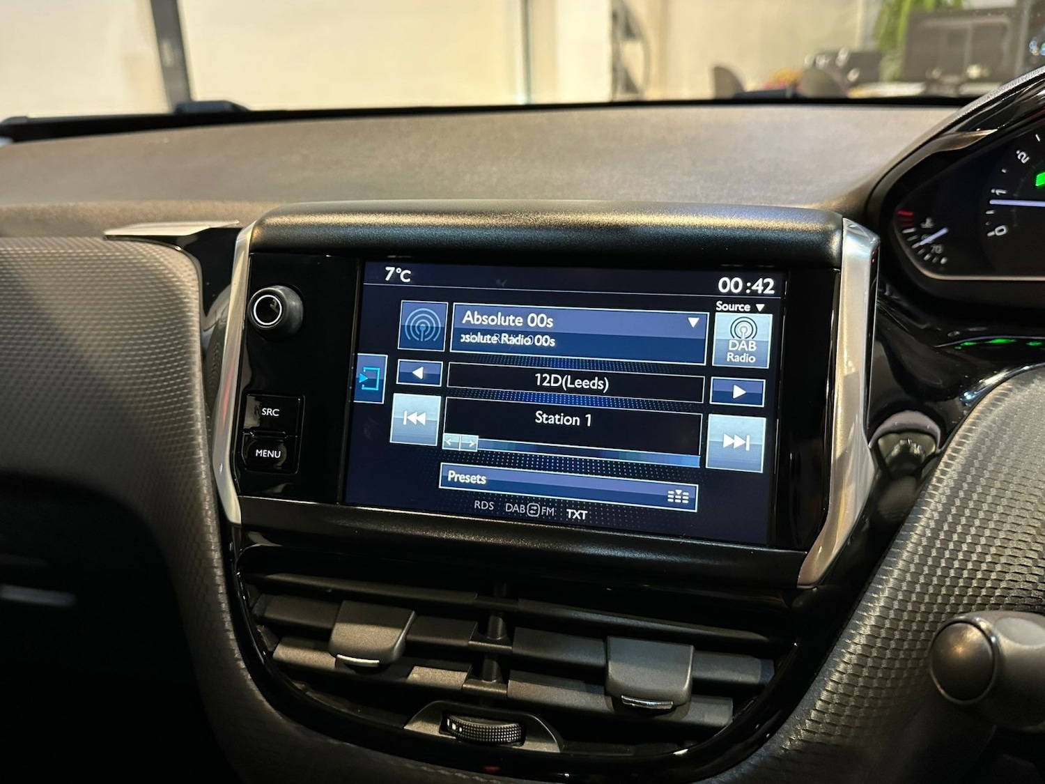 Used Peugeot 208 2017 for sale - 77084260: Photo 25