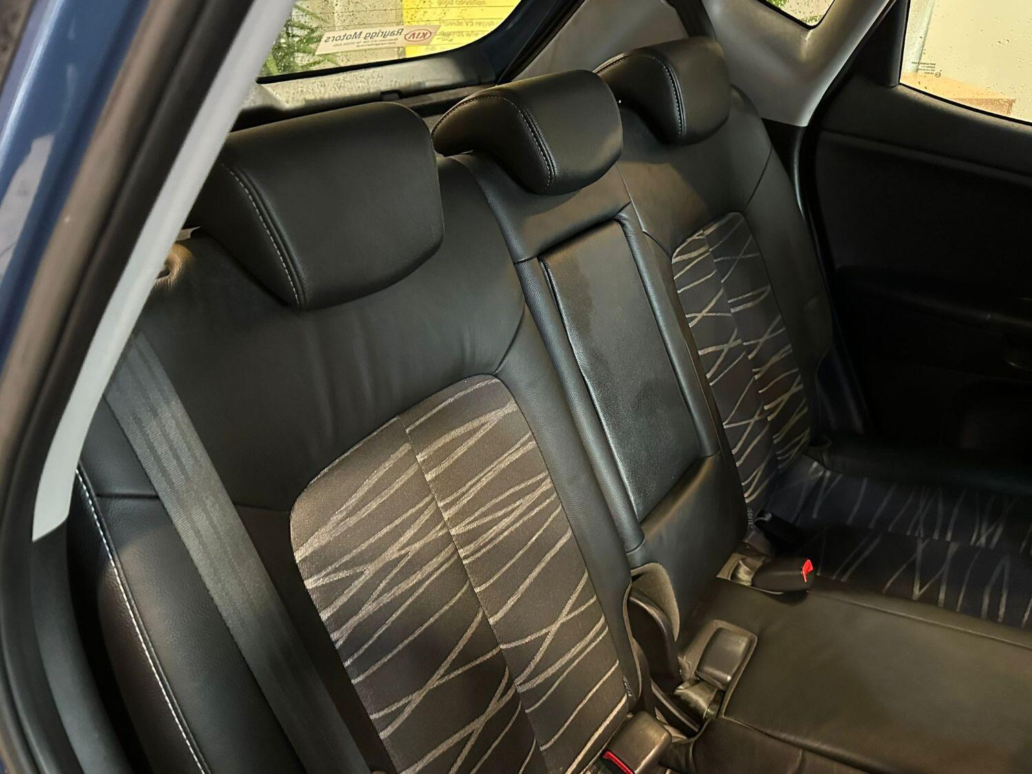 Used Kia Venga 2014 for sale - 76957199: Photo 12