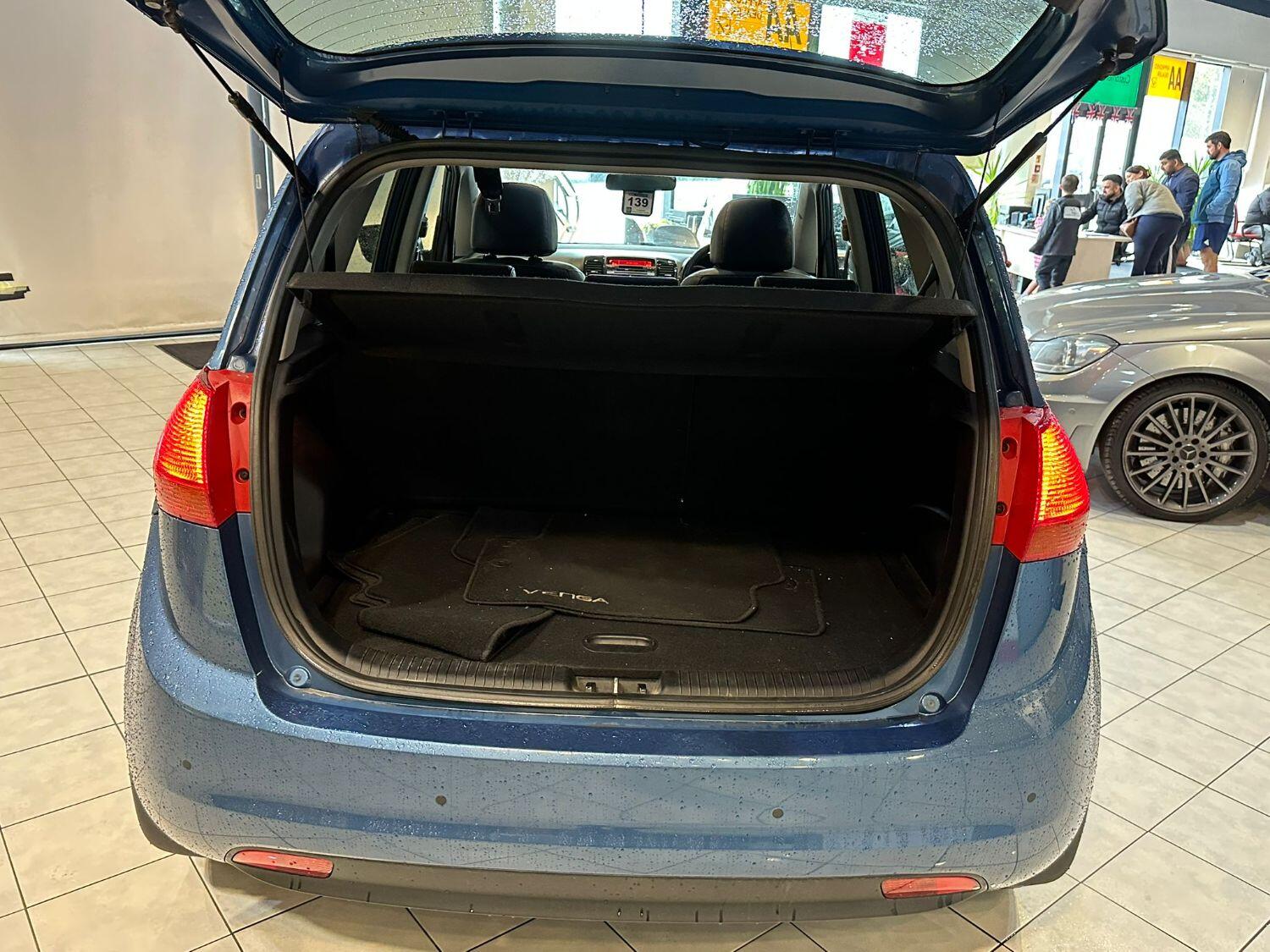 Used Kia Venga 2014 for sale - 76957199: Photo 6