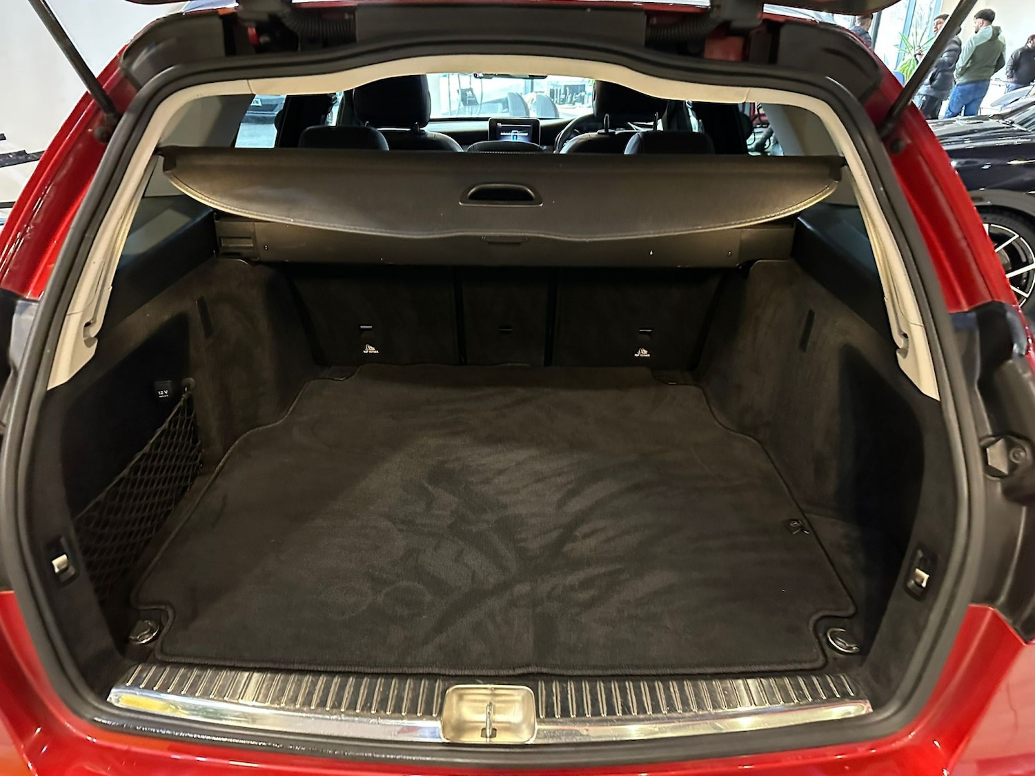 Used Mercedes-Benz C Class 2017 for sale - 76666069: Photo 9