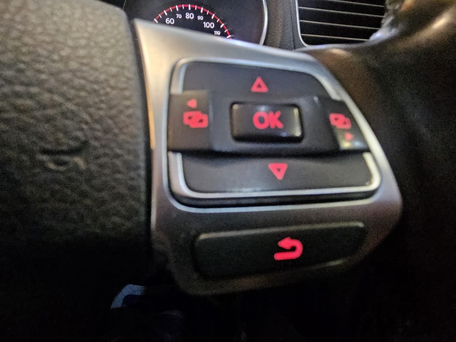 Used Volkswagen Golf 2012 for sale - 77189364: Photo 17