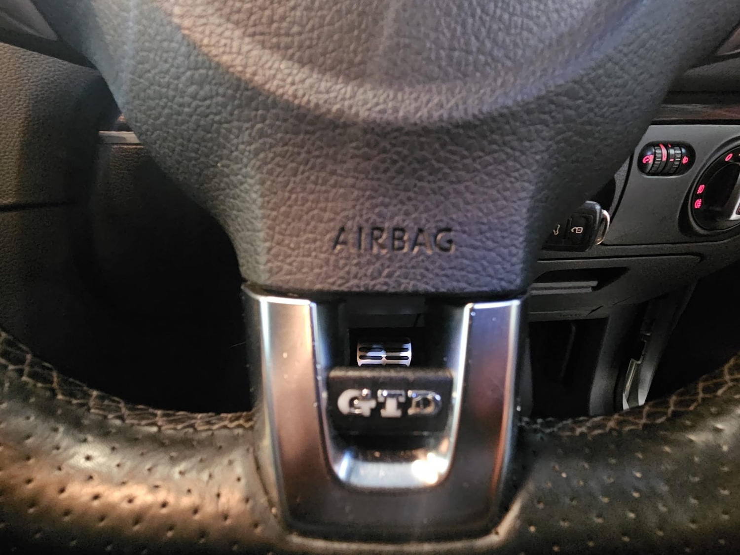 Used Volkswagen Golf 2012 for sale - 77189364: Photo 18