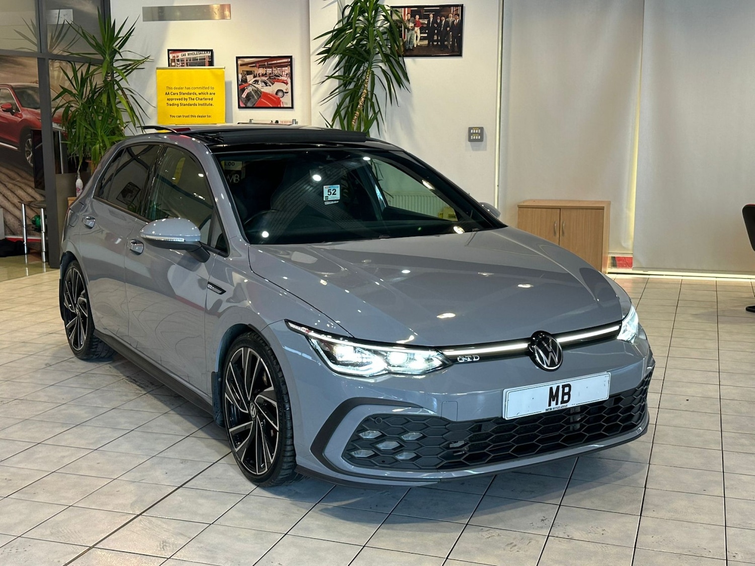 Used Volkswagen Golf 2023 for sale - 78183019: Photo 2