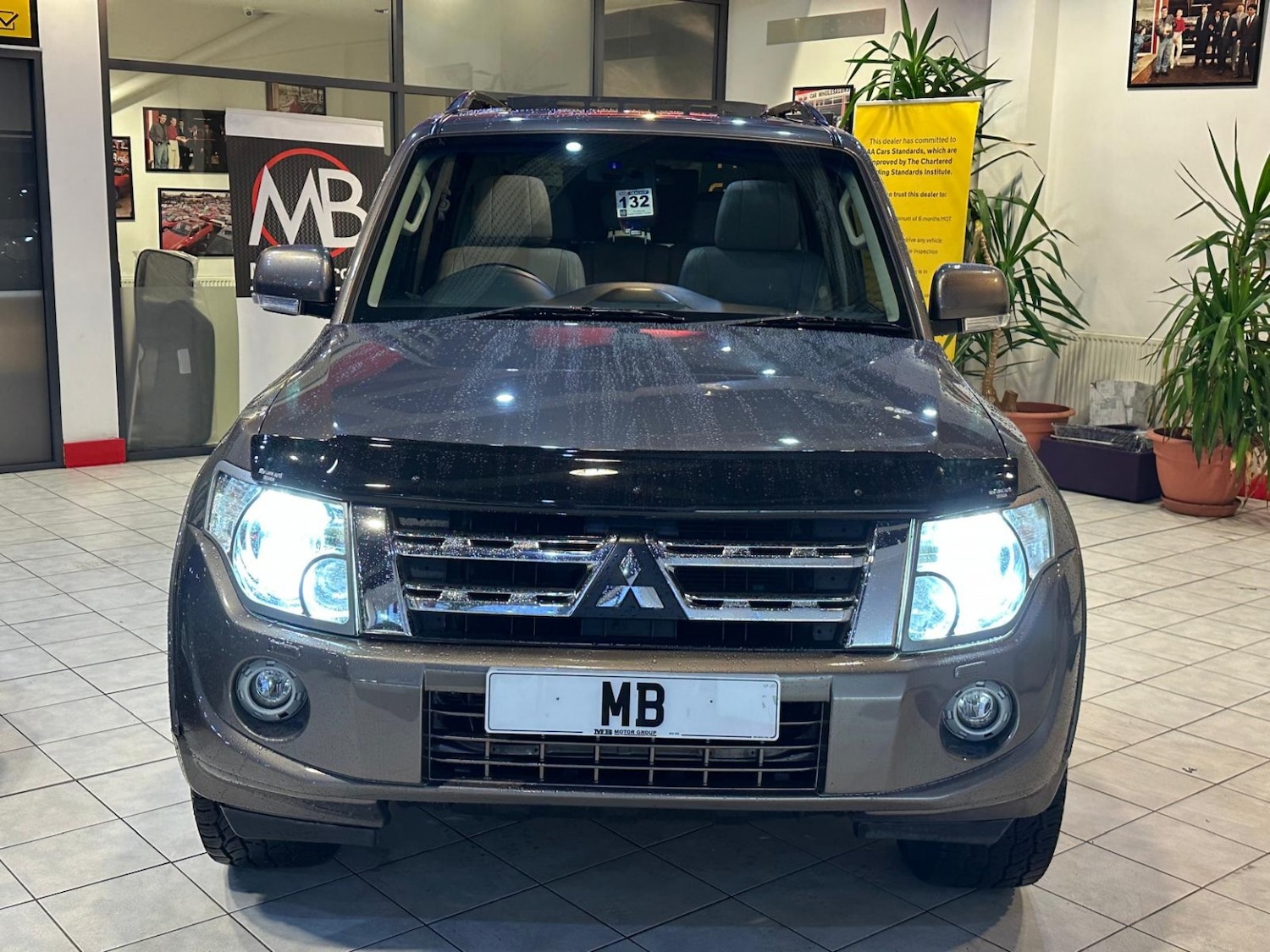 Used Mitsubishi Shogun 2011 for sale - 77781779: Photo 2