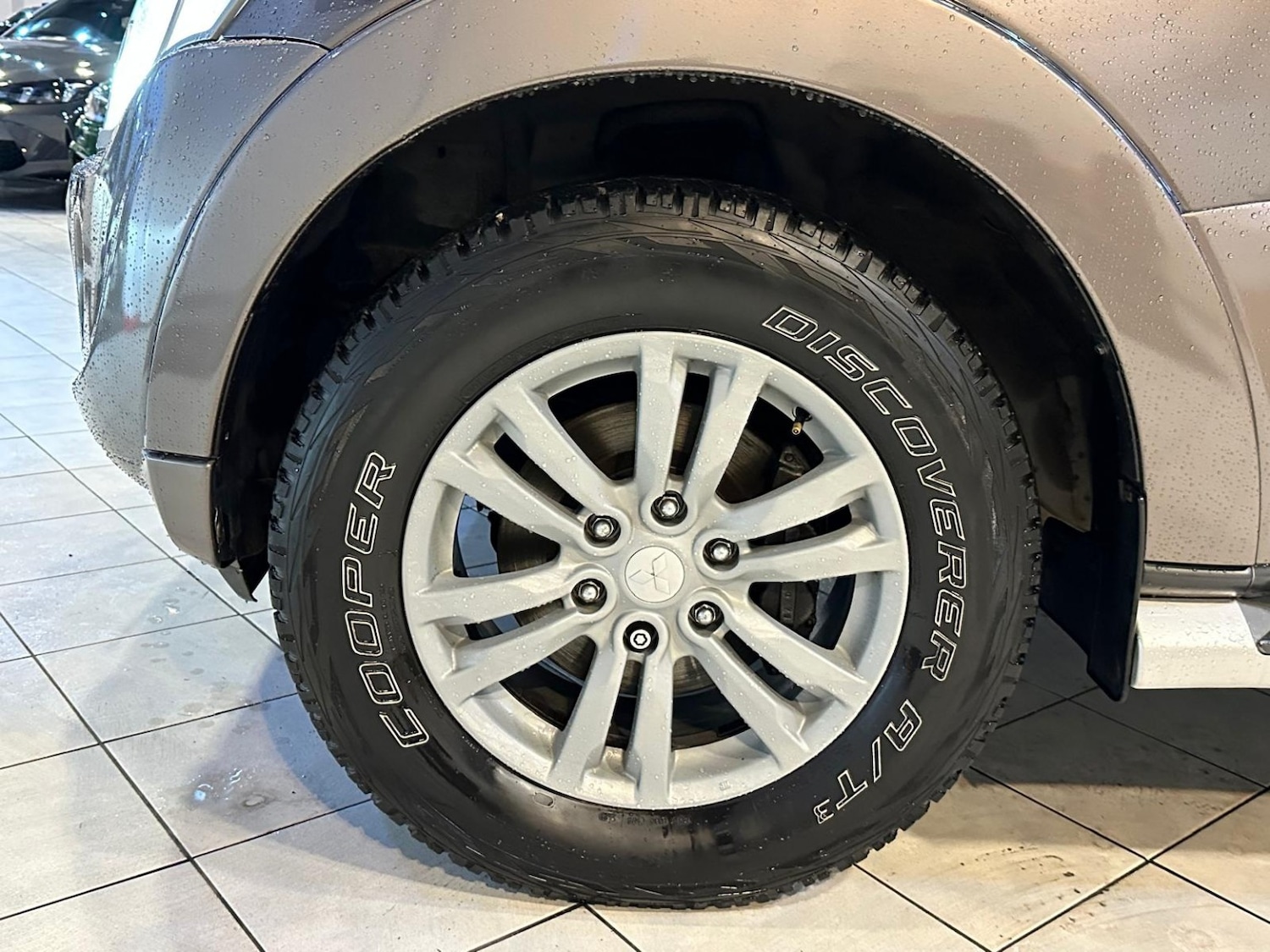 Used Mitsubishi Shogun 2011 for sale - 77781779: Photo 39