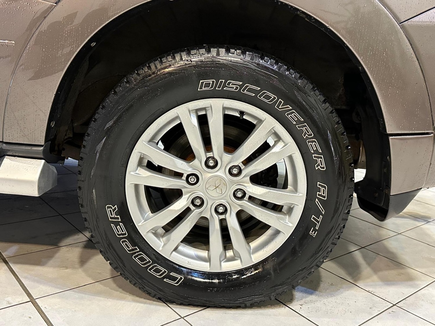 Used Mitsubishi Shogun 2011 for sale - 77781779: Photo 41