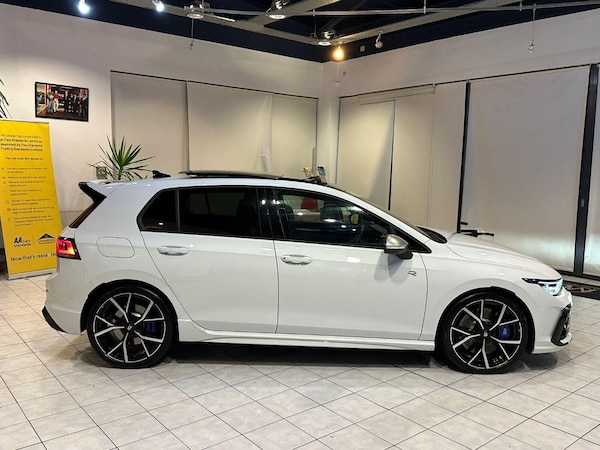 Used Volkswagen Golf 2024 for sale - 76186826: Photo 11